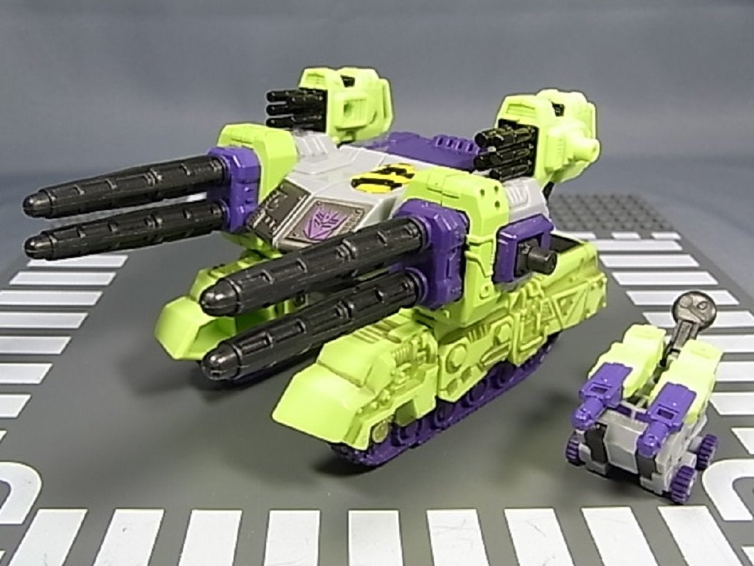 【新品未開封】2点 トランスフォーマー アイアンハイド & ロングホール セット Amazon.co.jp: トランスフォーマー アイアンハイド SD-02 : Toys & Games